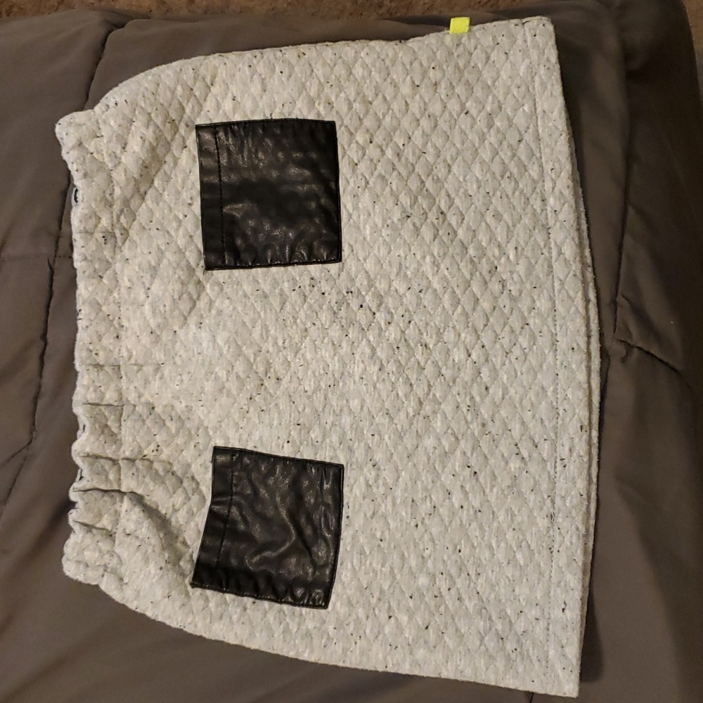 Girls kind is cool skirt